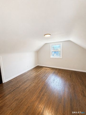 405 Wilcoxson Avenue, Stratford, CT 06614