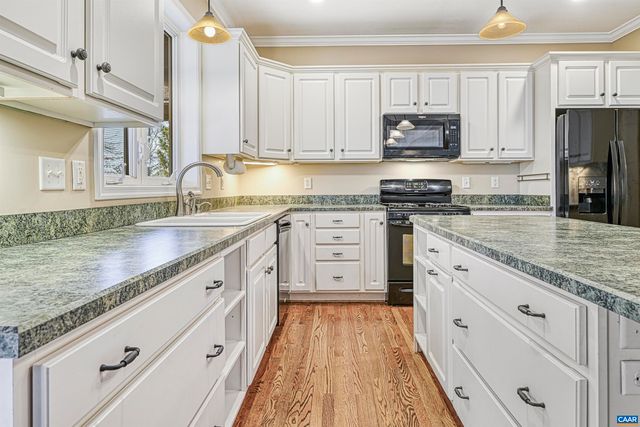 4885 MECHUMS RIVER RD, Charlottesville, VA 22901