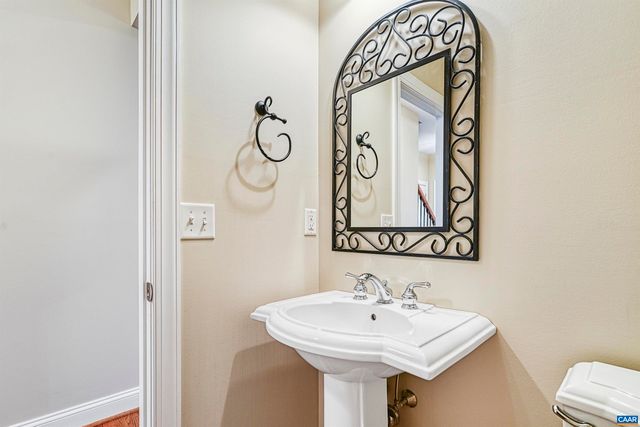 4885 MECHUMS RIVER RD, Charlottesville, VA 22901