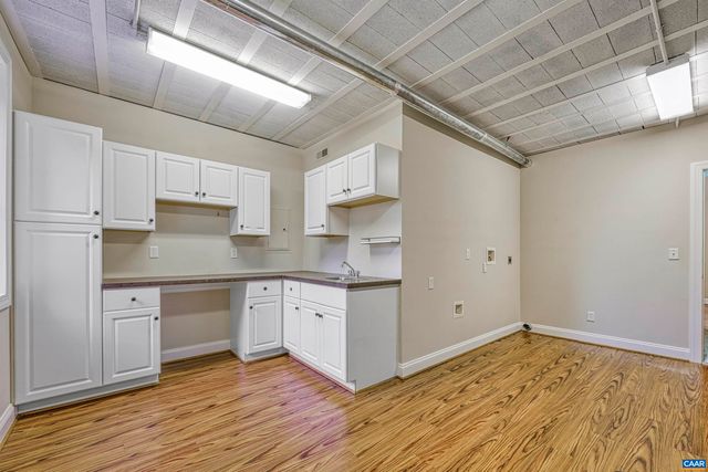 4885 MECHUMS RIVER RD, Charlottesville, VA 22901