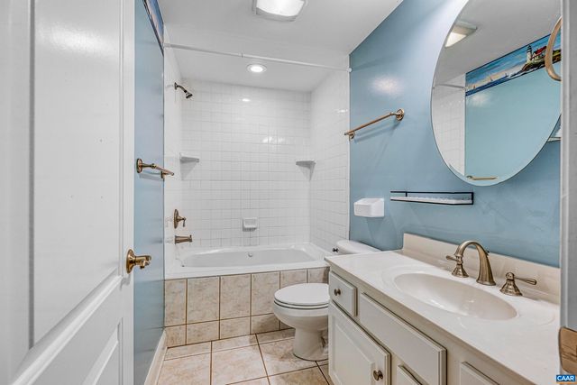 4885 MECHUMS RIVER RD, Charlottesville, VA 22901