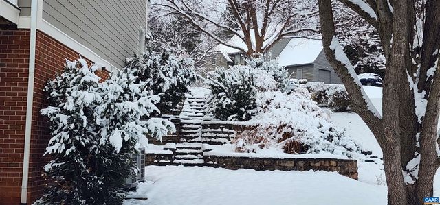 4885 MECHUMS RIVER RD, Charlottesville, VA 22901