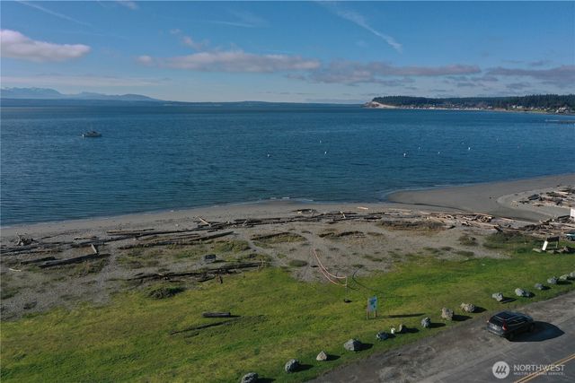 5947 Sundown Lane, Freeland, WA 98249