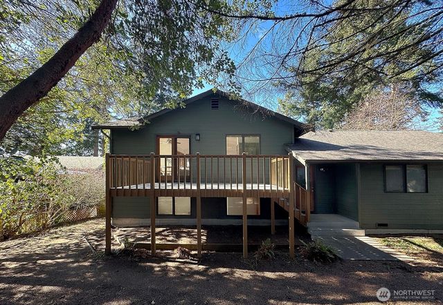 5947 Sundown Lane, Freeland, WA 98249