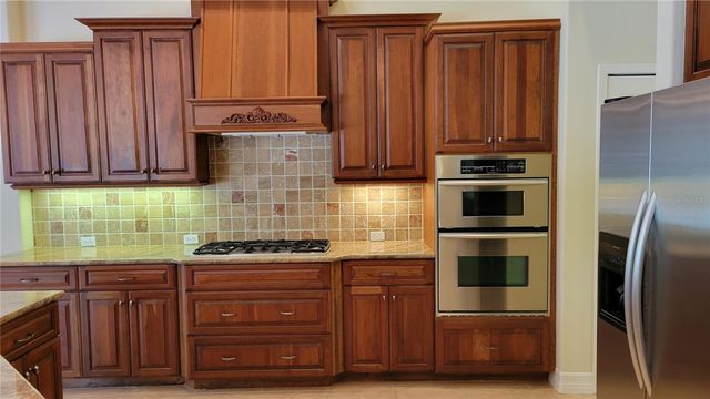 3710 EAGLE HAMMOCK DRIVE, Sarasota, FL 34240