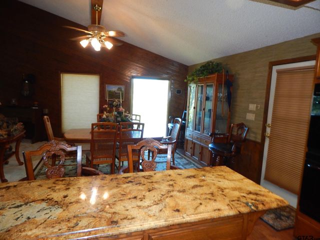 3073 EAST LAKE DR., Gladewater, TX 75647