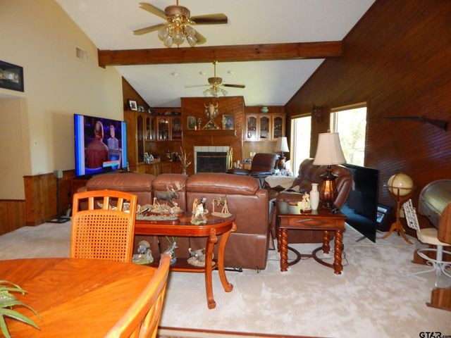 3073 EAST LAKE DR., Gladewater, TX 75647