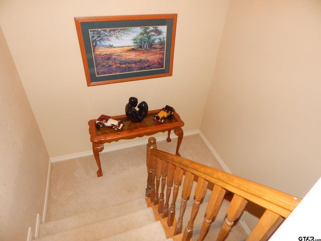 3073 EAST LAKE DR., Gladewater, TX 75647