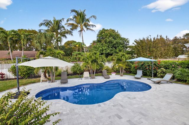 233 NE 12th Street NE, Delray Beach, FL 33444