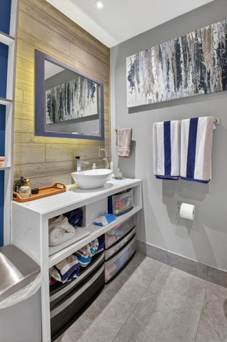 233 NE 12th Street NE, Delray Beach, FL 33444