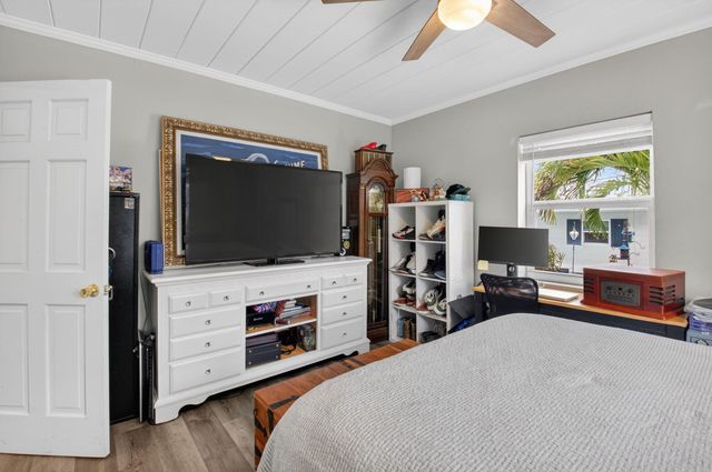 233 NE 12th Street NE, Delray Beach, FL 33444