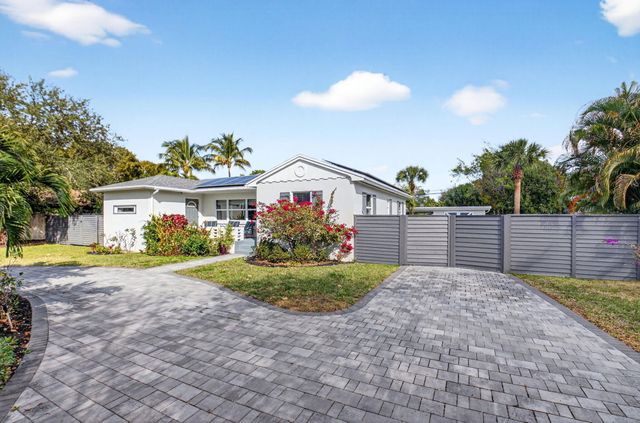 233 NE 12th Street NE, Delray Beach, FL 33444
