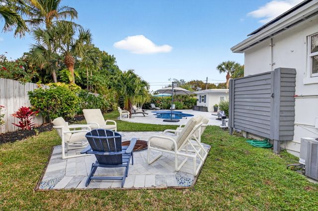 233 NE 12th Street NE, Delray Beach, FL 33444