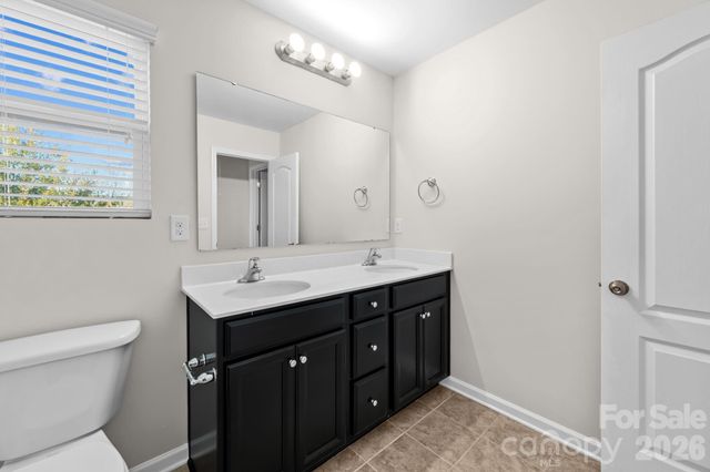 11203 Chapeclane Road, Charlotte, NC 28278