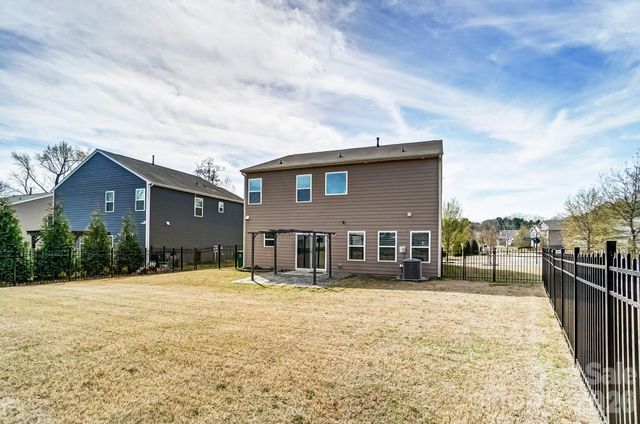 11203 Chapeclane Road, Charlotte, NC 28278