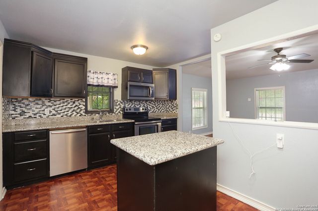 772 Cresthill, San Antonio, TX 78220