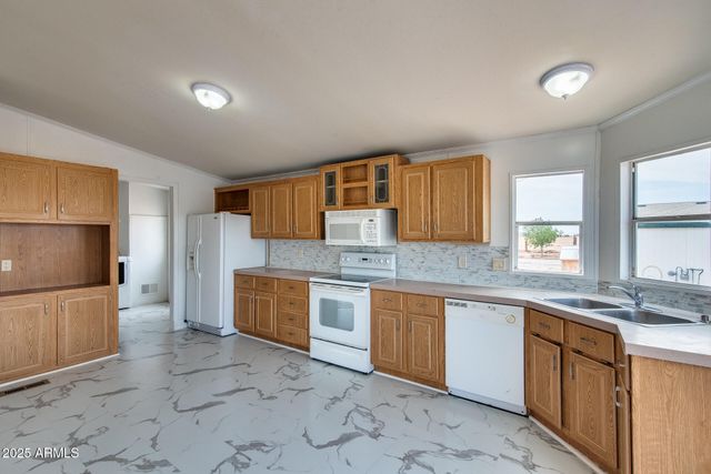 1047 S MAIN Street, Coolidge, AZ 85128