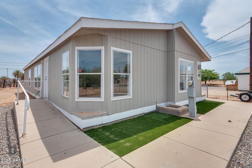 1047 S MAIN Street, Coolidge, AZ 85128