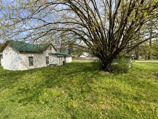 4 Boyd Street, Andrews, NC 28901
