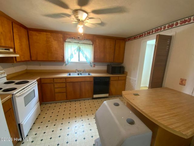 4 Boyd Street, Andrews, NC 28901