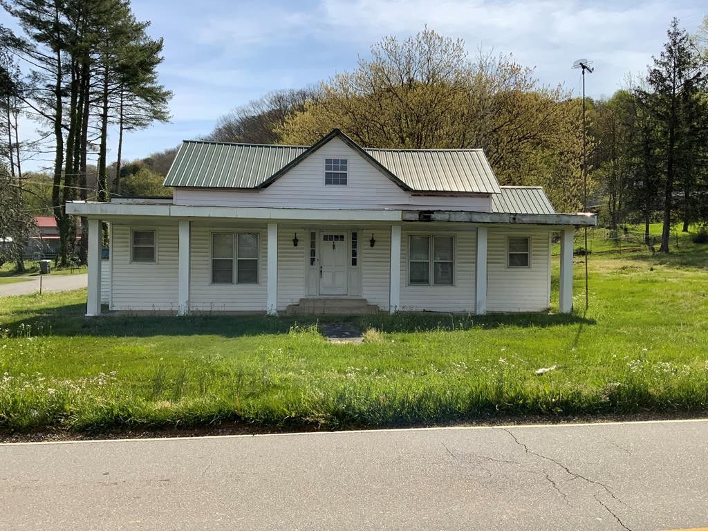 4 Boyd Street, Andrews, NC 28901