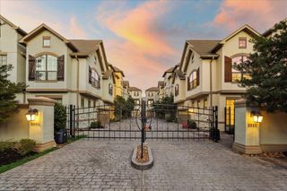 2217 Nantucket Drive A, Houston, TX 77057