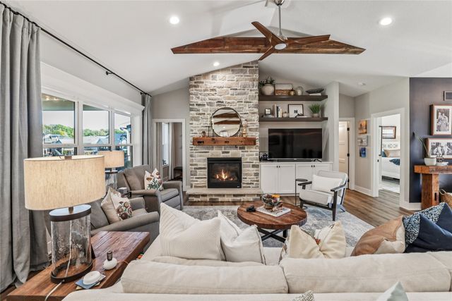 1131 Timber Valley Drive, Polk City, IA 50226