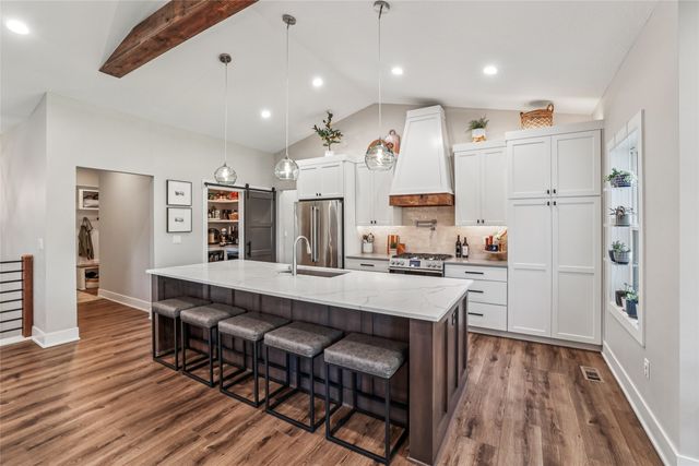 1131 Timber Valley Drive, Polk City, IA 50226