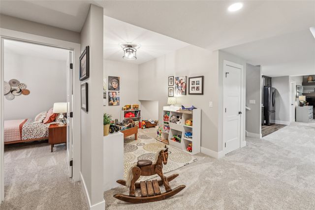 1131 Timber Valley Drive, Polk City, IA 50226