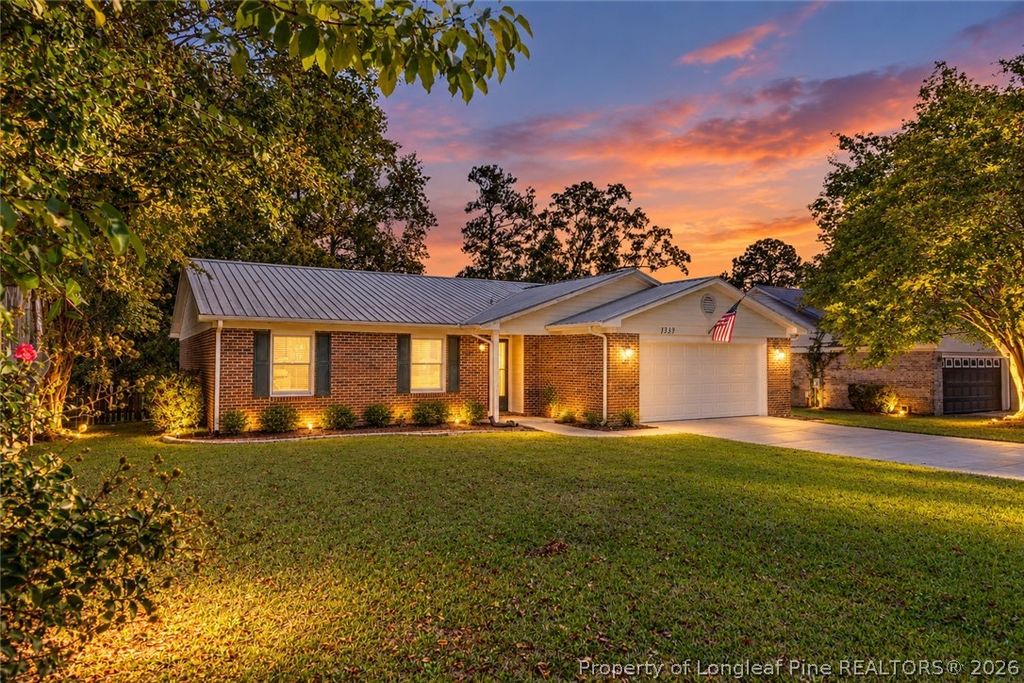 1339 Oak Knolls Drive, Fayetteville, NC 28314 — exterior