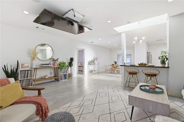 2844 Stevens Street, La Crescenta, CA 91214