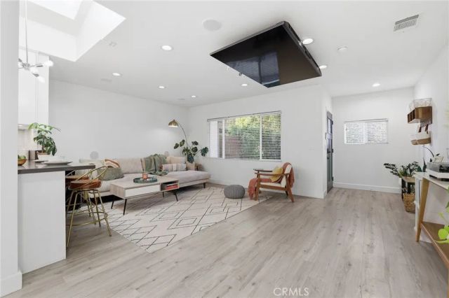 2844 Stevens Street, La Crescenta, CA 91214