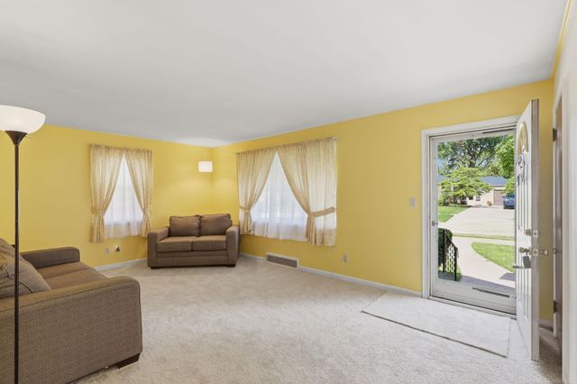 17358 Wakenden Street, Redford Twp, MI 48240