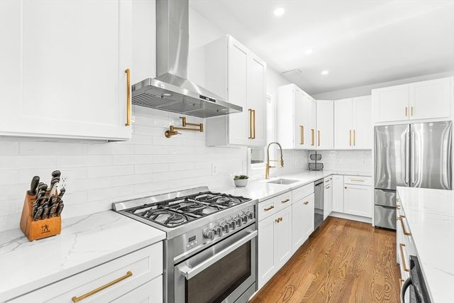 12 Cherry Court, Medford, MA 02155