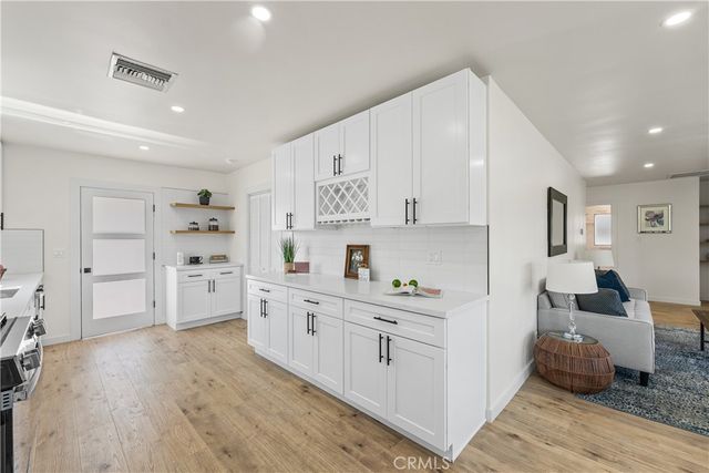 9753 Mercedes Avenue, Arleta, CA 91331