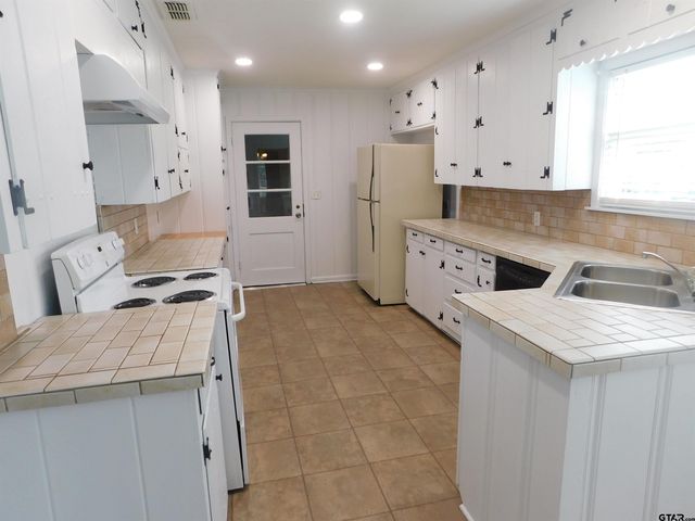 316 N NEWSOM, Mineola, TX 75773