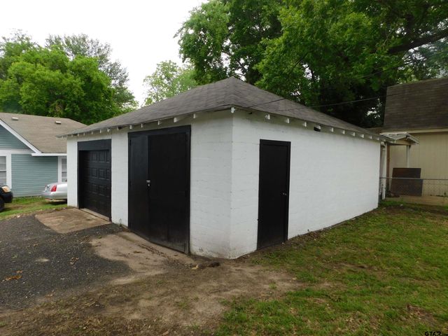 316 N NEWSOM, Mineola, TX 75773