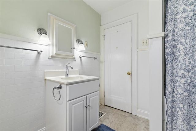 443 East Washington Ave, Bethlehem City, PA 18017