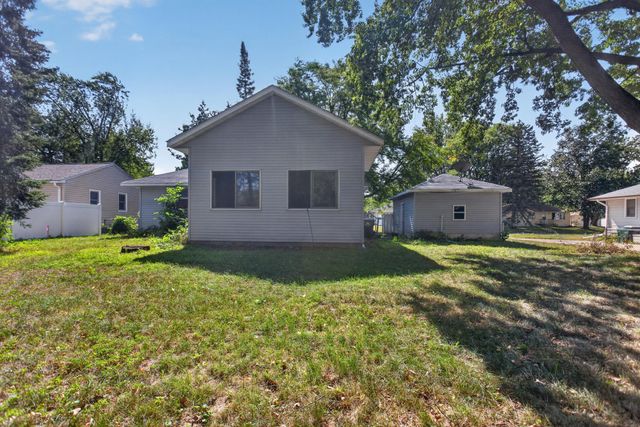 1699 Oakwood Drive, Shoreview, MN 55126