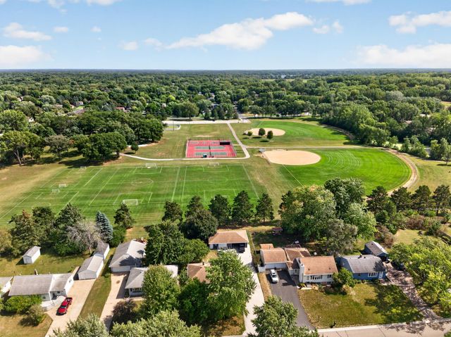 1699 Oakwood Drive, Shoreview, MN 55126