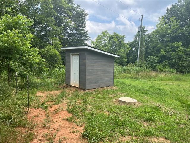 1429 Thyatia Brockton Road, Jefferson, GA 30549