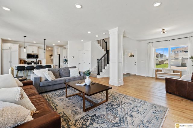 17194 Whitmore Street, Bennington, NE 68007