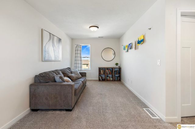 17194 Whitmore Street, Bennington, NE 68007