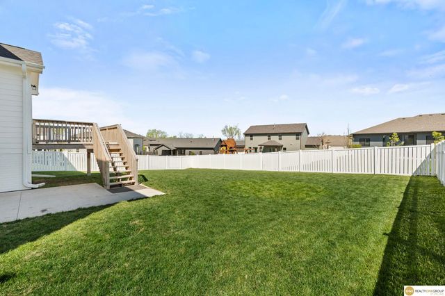 17194 Whitmore Street, Bennington, NE 68007