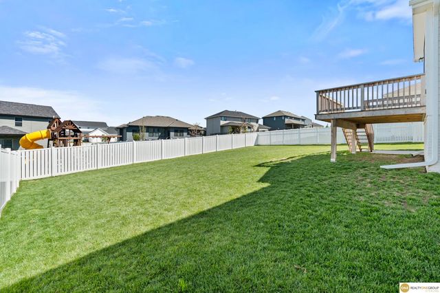 17194 Whitmore Street, Bennington, NE 68007