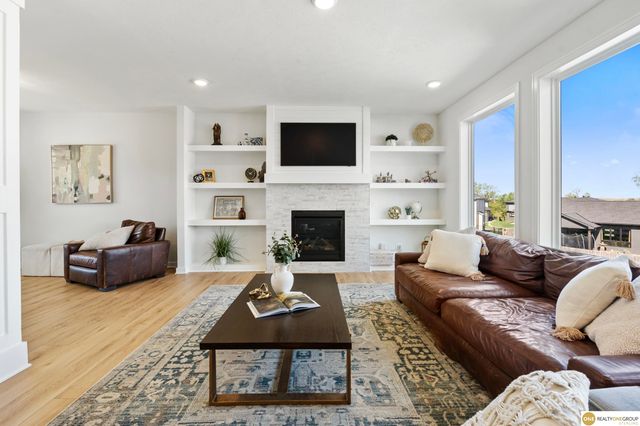 17194 Whitmore Street, Bennington, NE 68007