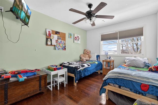 1076 Hoagerburgh Road, Wallkill, NY 12589