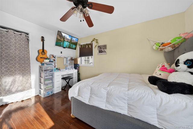 1076 Hoagerburgh Road, Wallkill, NY 12589