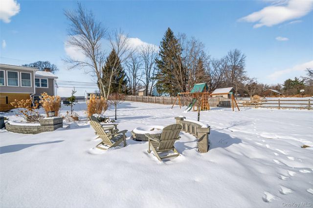 1076 Hoagerburgh Road, Wallkill, NY 12589