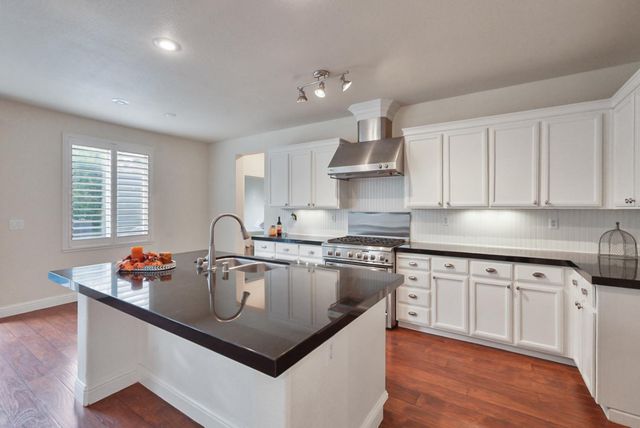 1232 Paseo Belleza, Turlock, CA 95382